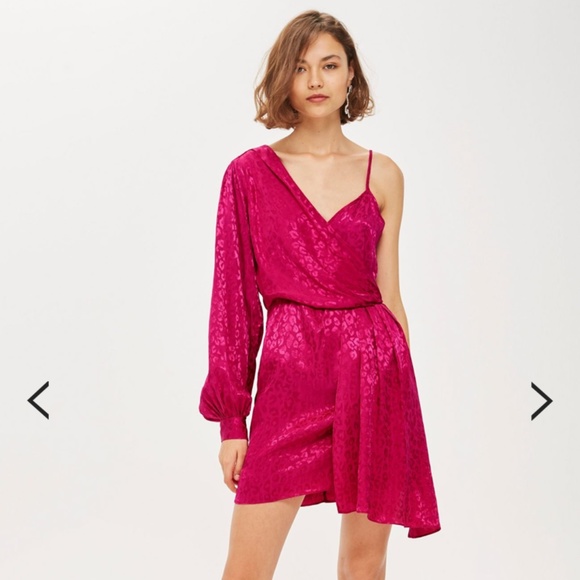 Topshop Dresses & Skirts - Topshop One Shoulder Drop Jacquard Dress